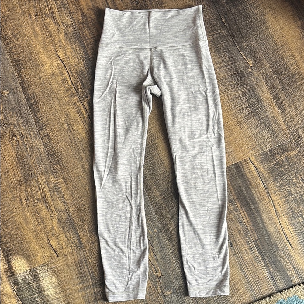 Lululemon Wunder Under Gray/White High-Waisted Leggings